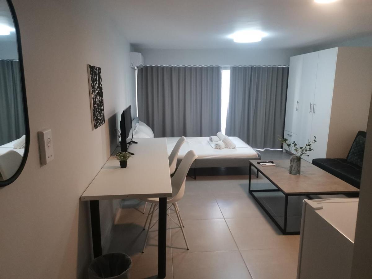 شقة أثينا  في New Cozy Studio In Aigaleo المظهر الخارجي الصورة