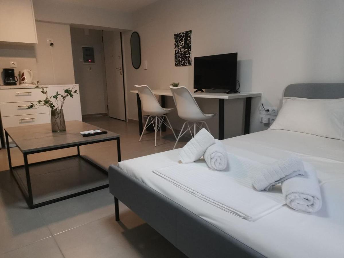 شقة أثينا  في New Cozy Studio In Aigaleo المظهر الخارجي الصورة